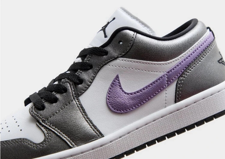 国内配送 NIKE W AIR JORDAN 1 LOW SE WHITE/GRAPE ICE Air Jordan 1 Low SE Women's Shoes in White and Grape Ice | eBay