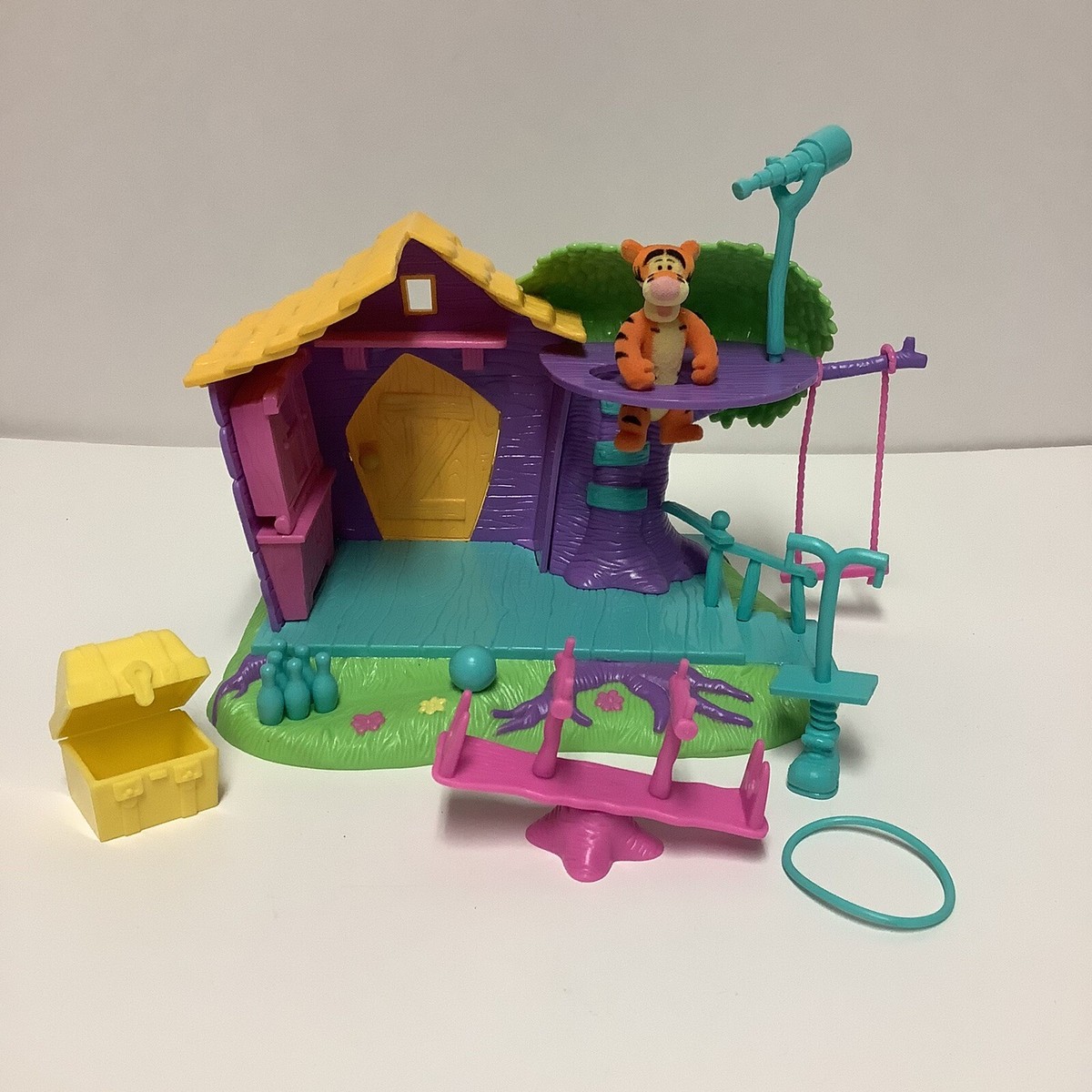 ピーター・エレンショー　Pooh and the Magic Tree ピーター・エレンショー Pooh and the Magic Tree Peter Ellenshaw