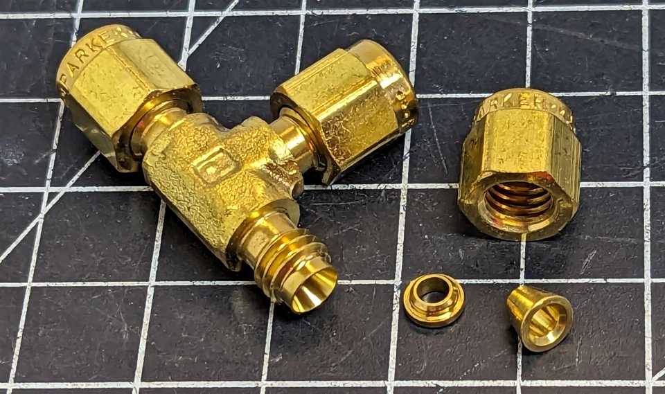 1/8” Compression Union Tee Parker A-Loc Double Ferrule [B6BY] - Image 3 of 4