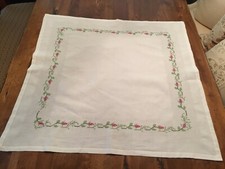 Flower Embroidered Stitch Table Topper/Tablecloth 31"x31"