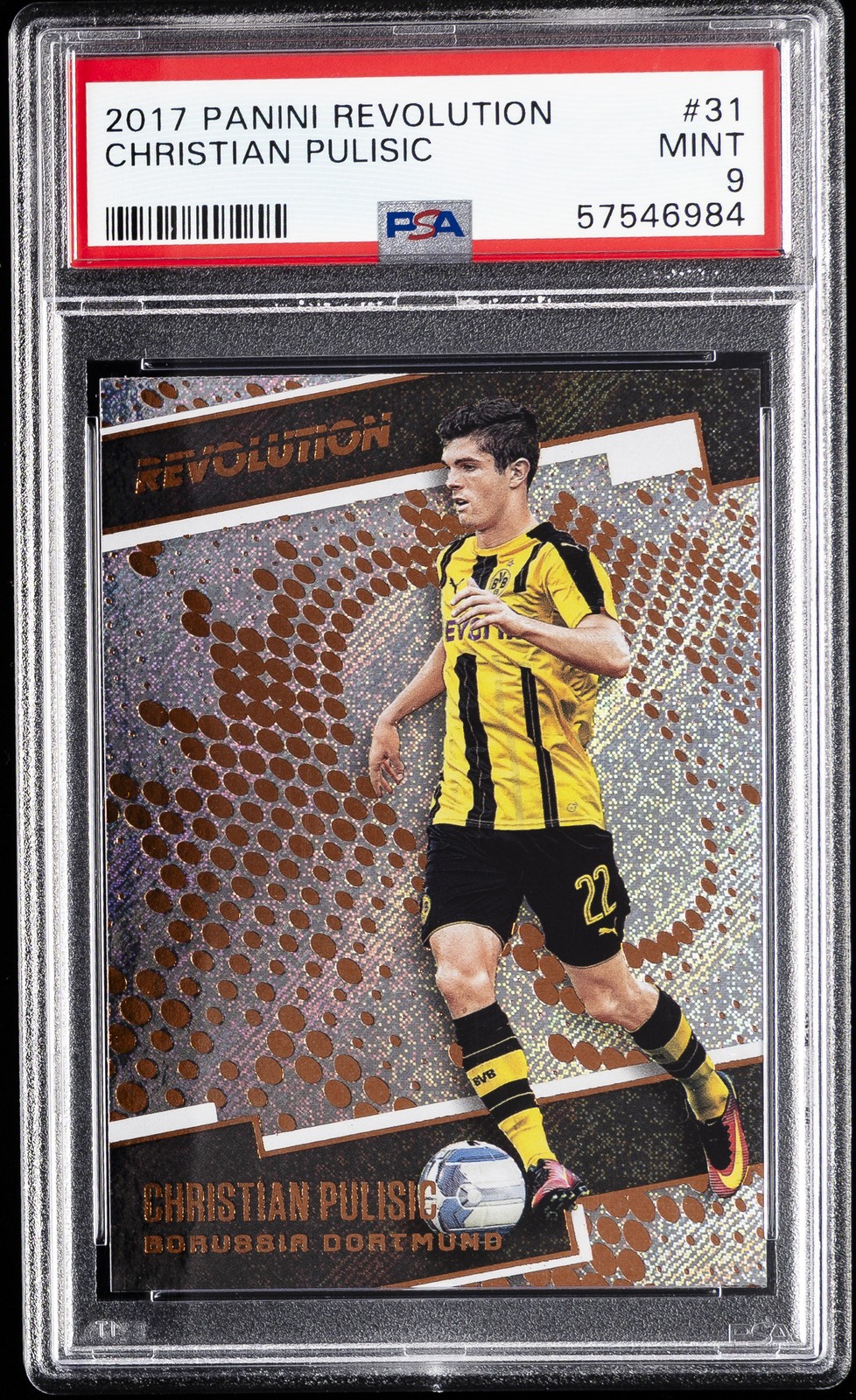 2017 PANINI REVOLUTION #31 CHRISTIAN PULISIC PSA 9