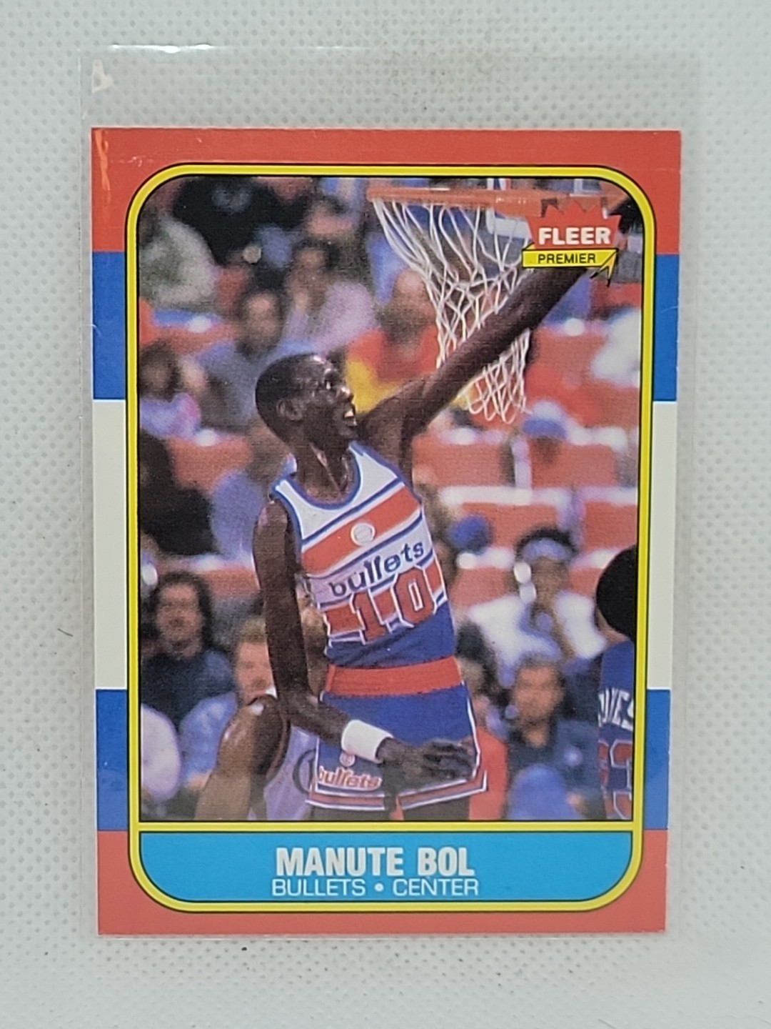 Manute Bol 1986/87 Fleer Basketball Rookie #12 NrMt