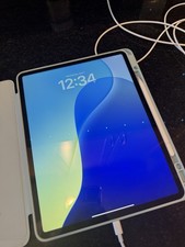Apple iPad Air 13 inch M3 chip 2026 Silver iPadOS USB-C WITH Apple Pencil bundle