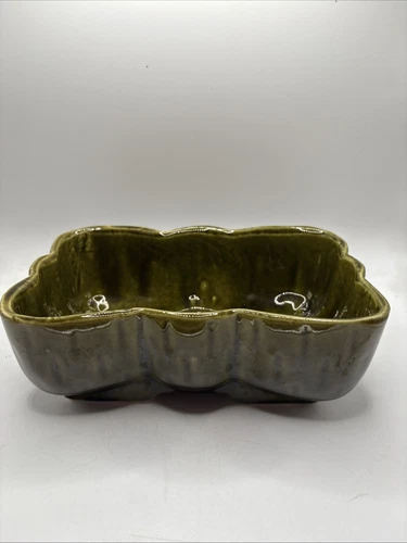 Vintage MCM Glazed Pottery Bow Rectangle Avocado Green Planter UPCO USA 105-7