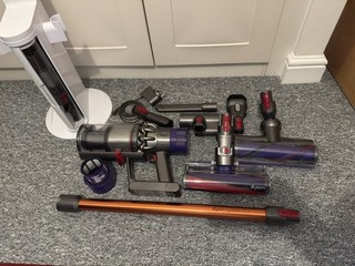 Dyson V10 Absolute with Dyson Dok