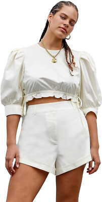 Danielle Bernstein Womens Cuffed High-Cut Shorts Ivory 2