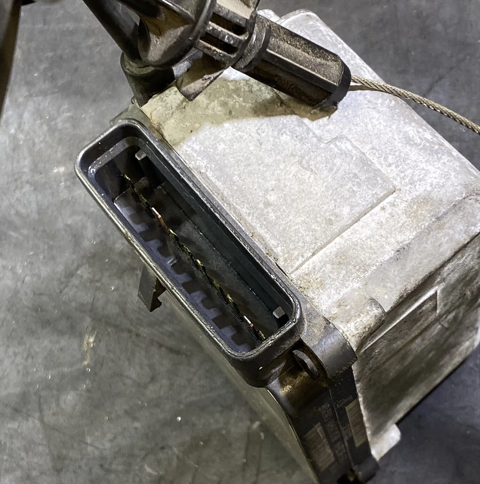 Ford Explorer 2004-2005 ABS antibloqueo bomba de freno actuador con Sport Trac 4X4 Foto 2 de 3