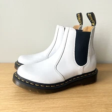($170) Dr Martens 2976 White Leather Chelsea Boot Women 5 Yellow Stitch 26228100