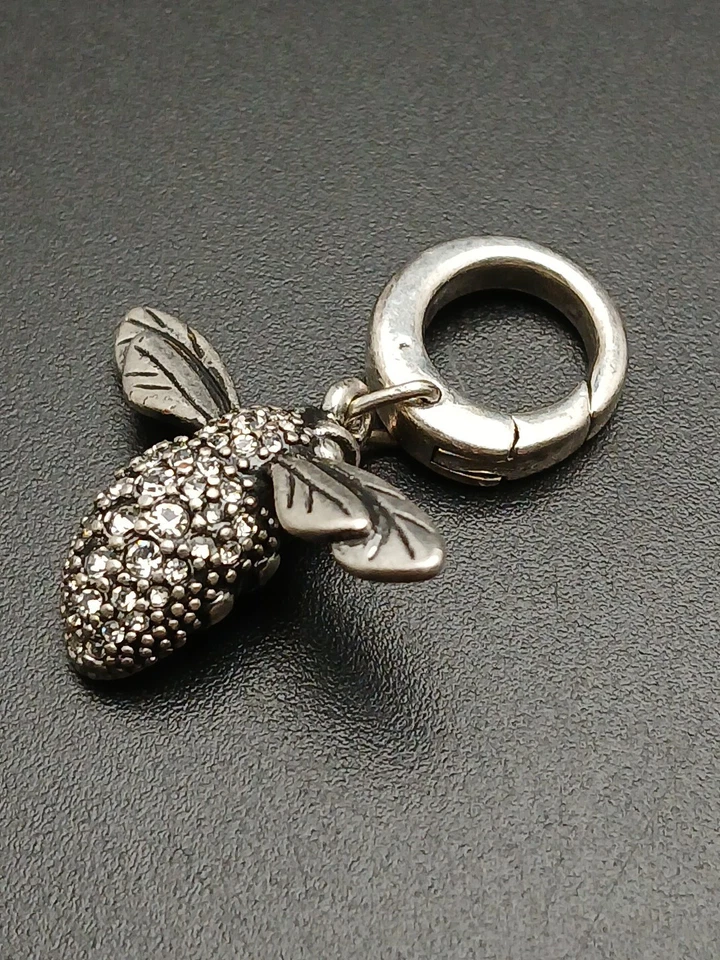 FOSSIL Vintage Tono Plata Pavé Gris Cristales Diseño Abeja Pulsera Dije Foto 4 de 4