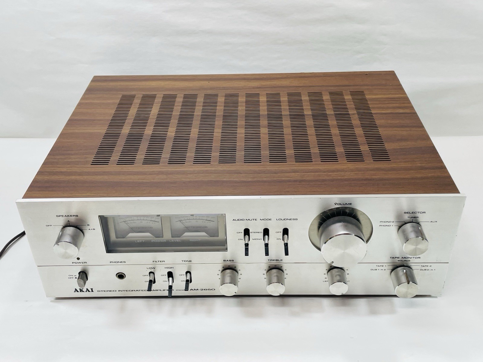 Akai AM-2650 vintage audio equipment - eBay listing photo 1