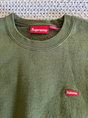 SUPREME Logo Crewneck Sweater Size Small Olive Green Pre-owned - Picture 3 of 8