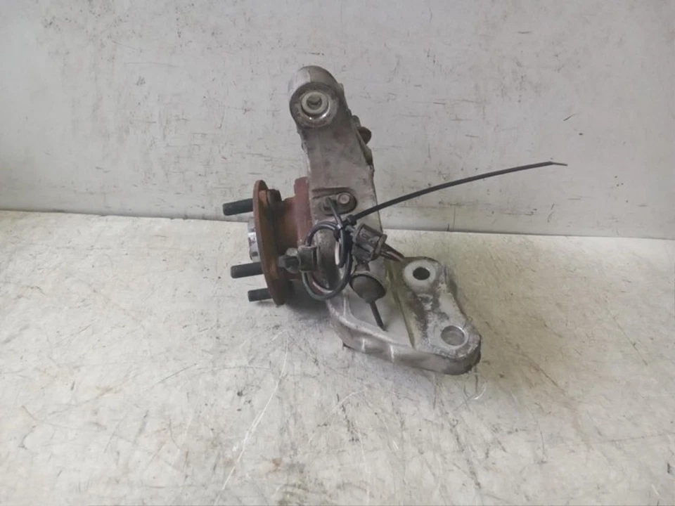 Conjunto de nudillo husillo conductor delantero izquierdo Subaru Impreza 2017-2022 fabricante original Foto 3 de 4