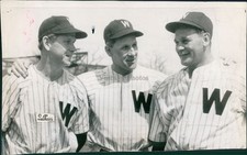 1944 WA Senators Gerry Priddy Bob Johnson Baseball Descriptio Wirephoto 6X10