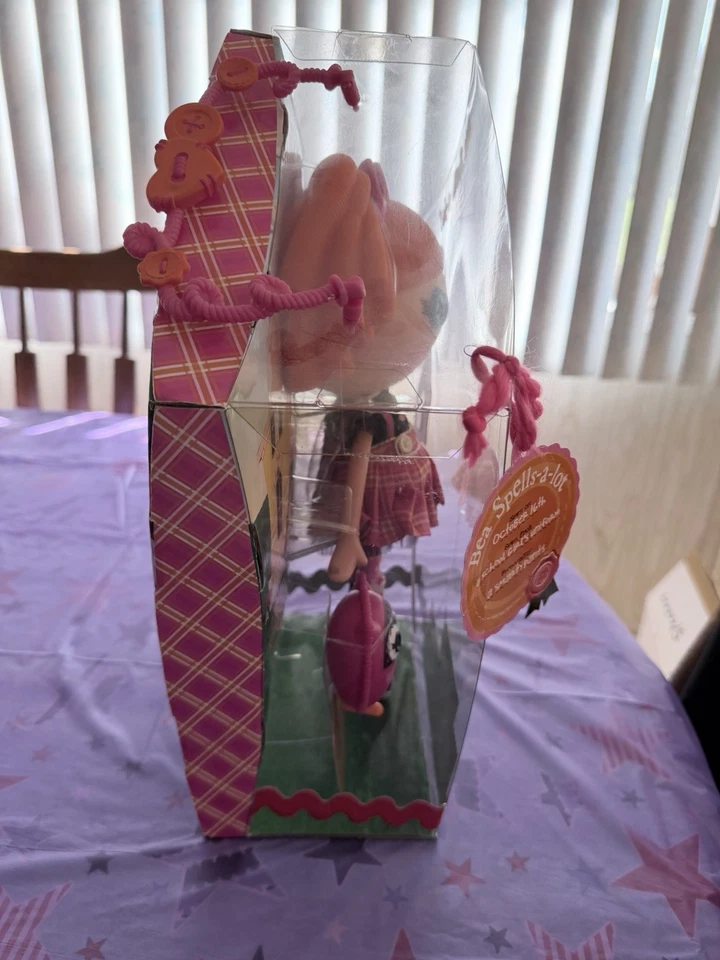 Кукла Lalaloopsy Bea Spells-a-Lot в оригинальной упаковке - Изображение 4 из 4
