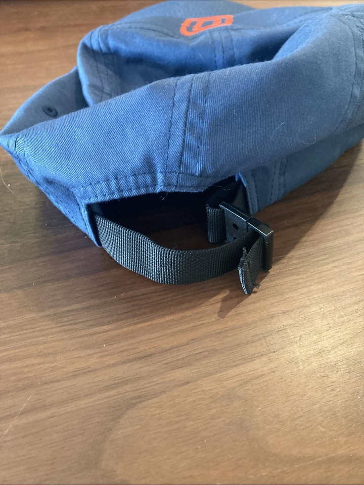 Sombrero Ostroy azul usado en excelente estado Foto 4 de 4