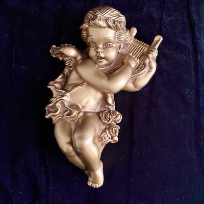 Vintage 1966 Universal Statuary Cherub Wall Plaque #302 Gold Cupid Harp