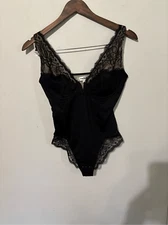 Brand New Popilush Women's Small Black Lace Detail One Piece Shapewear Bodysuit