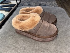 UGG TAZZLITA HARDWOOD SUEDE SHEARLING LINED PLATFROM WOMEN'S SLIPPERS SIZE US 7