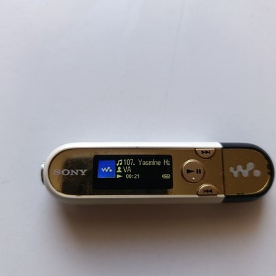 Sony Walkman Digital Music Player NW-E042 2Gb White Gold And Black Used