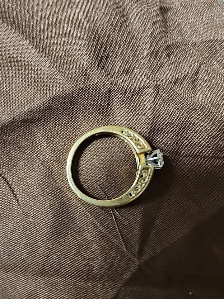 Ouro amarelo 14 quilates com diamantes marca lembrança tamanho 7 - Imagem 3 de 3