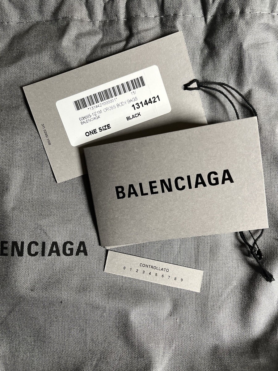 AUTH Balenciaga Medium Ville Camera Bag In Grained Calfskin