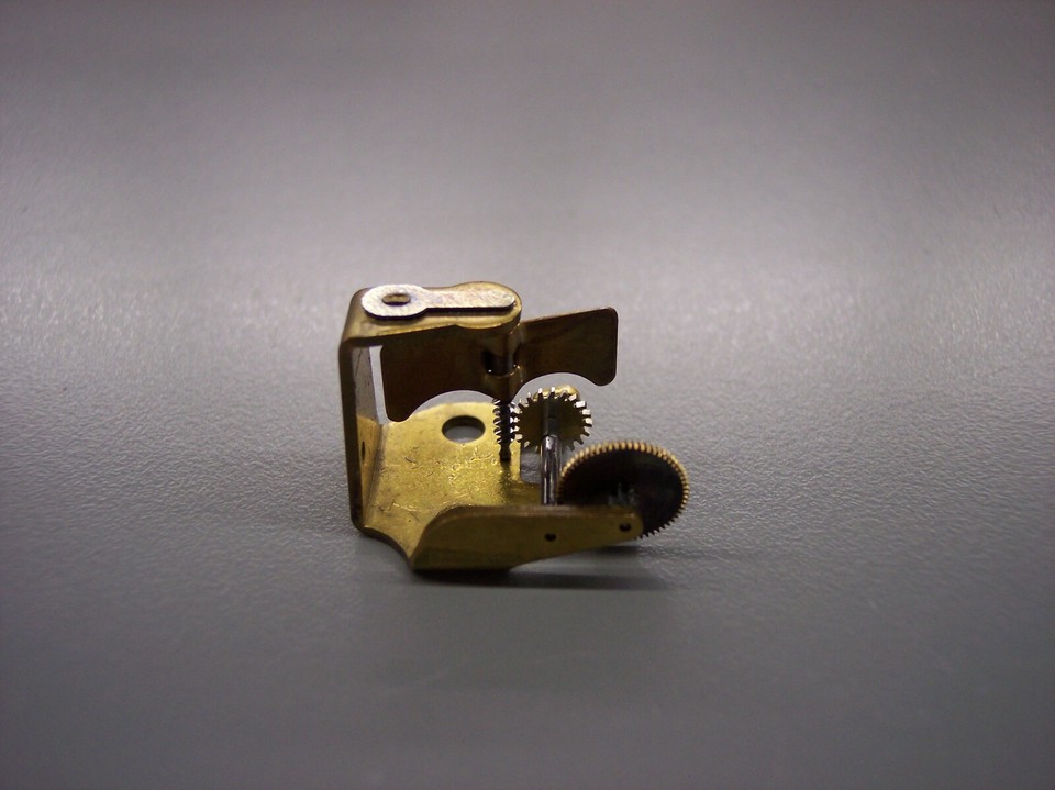 NEW REUGE 18 NOTE WIND UP MUSIC BOX GOVERNOR DRIVE GEARS repair parts