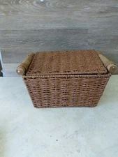 Harry & David Gift Basket w/Lid 10''x 7''x 5''