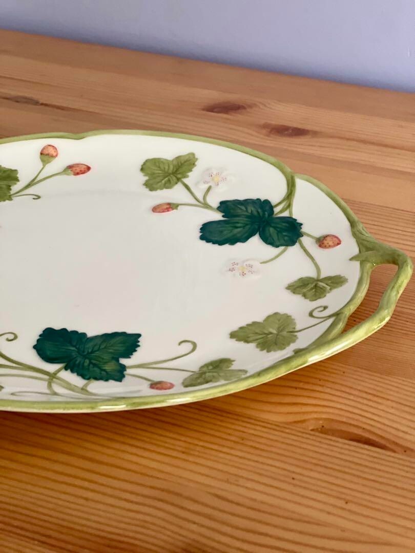 Minton Victoria Strawberry Plate 27cm Serving Plate With Handle