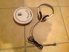 GPX CDP1805 portable CD player with case pre owned Discman WORKS  