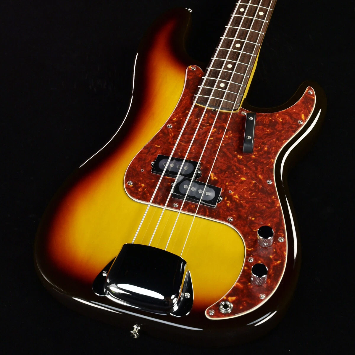 Fender p bass gig hotsell bag