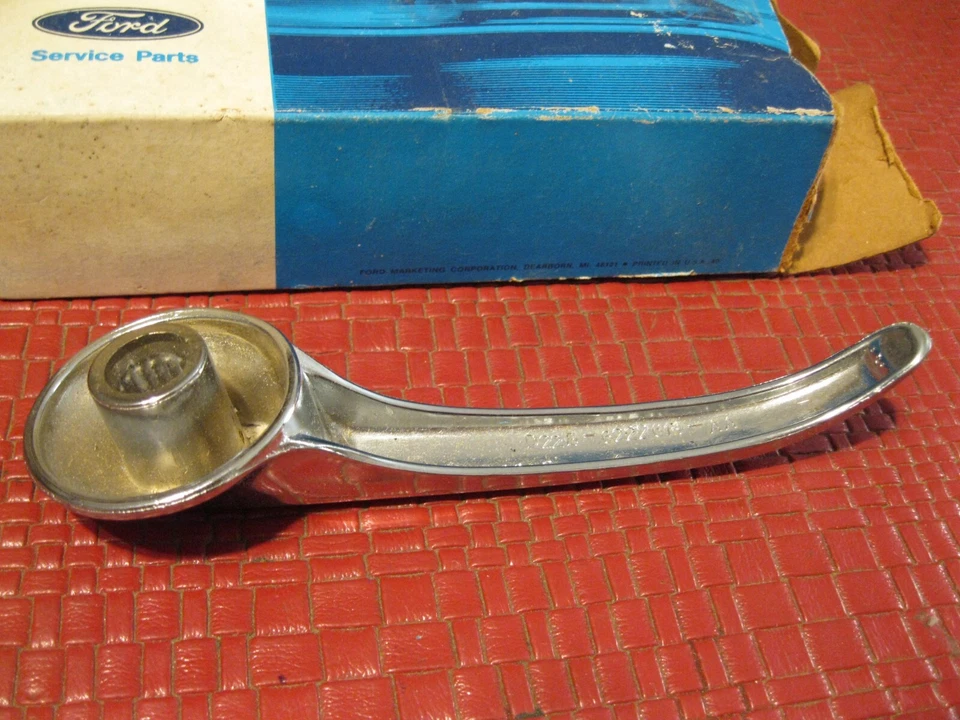 Manija de puerta interior Mercury Monarch 1972-1980 para Ford Mustang Foto 2 de 2