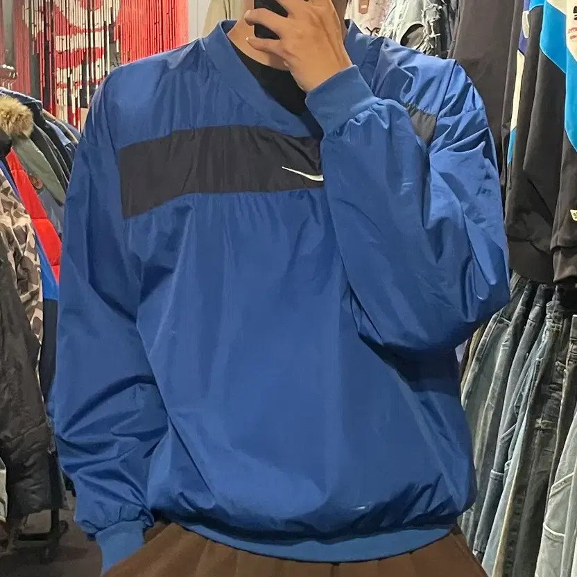 Nike Blue Sweatshirt XL with Black Stripe thumbnail 3