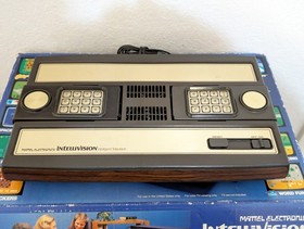 Mattel Intellivision 2609 Master Component Console w/ Box