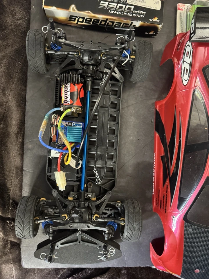 Vintage Team Associated TC4 For Parts Or repair w/Radio control,batteries, - Image 3 of 4