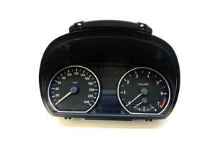BMW 1er E87 118i Tacho Tachometer Kombiinstrument 1024932