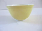 VINTAGE PYREX GREEN 2 TONE BOWL #403 OVENWARE 2 1/2 QT.