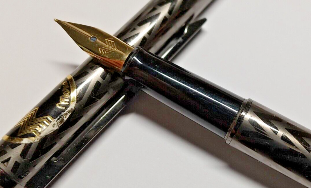VALENTINO万年筆　14k Mario Valentino fountain pen Gold Plated Nib F Dead Stock Made in