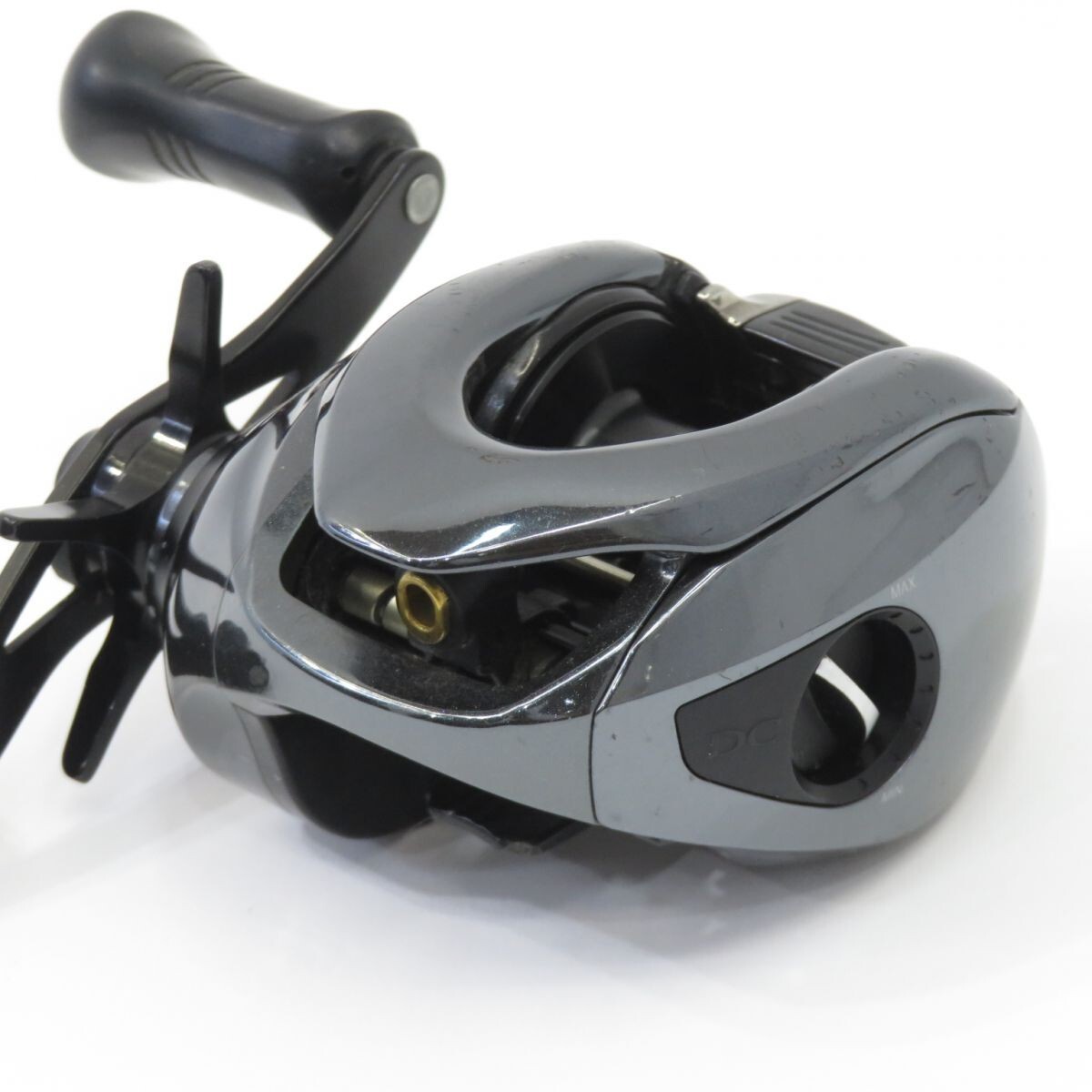 Shimano 18 Aldebaran MGL 30 Right Handle Bait Casting Reel