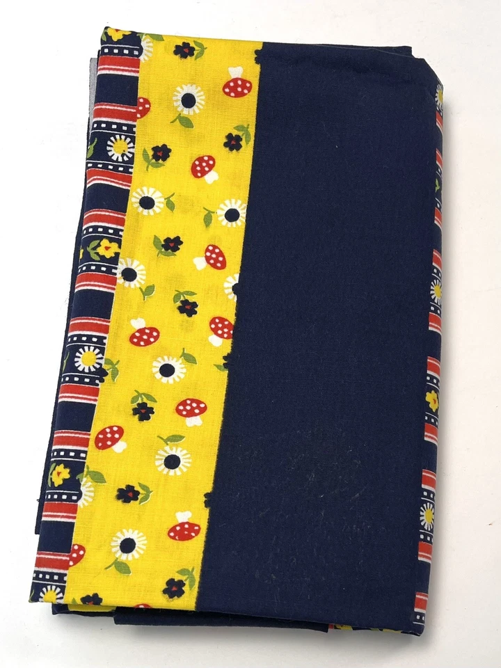 VTG 2yds x 45" Wide Broadcloth FABRIC Navy Patchwork Paisley Floral Mushroom EUC - Image 2 of 3