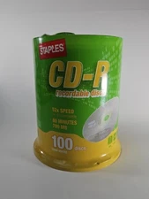 Staples 700MB 80MIN 52X CD-R Spindle 100/Pack 452556 Recordable Disks