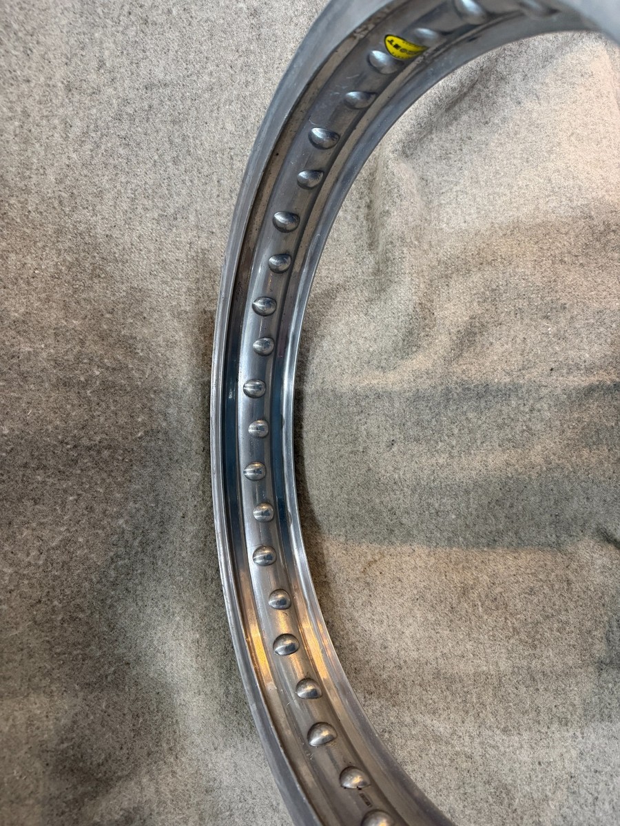 NOS undrilled Akront 18 x 2.15-36 spoke shouldered Aluminum