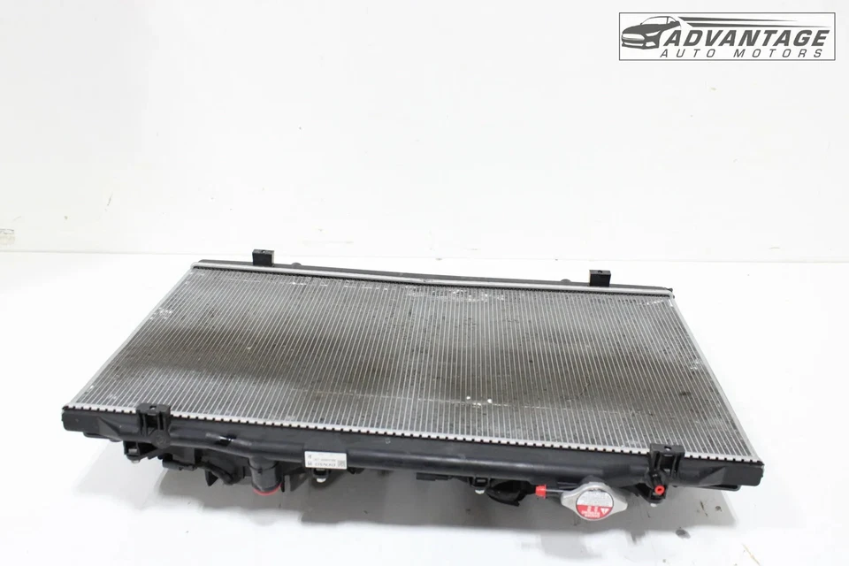 Honda Odyssey 2019-2025 motor refrigerante radiador y condensador y cubierta del ventilador OEM Foto 3 de 4