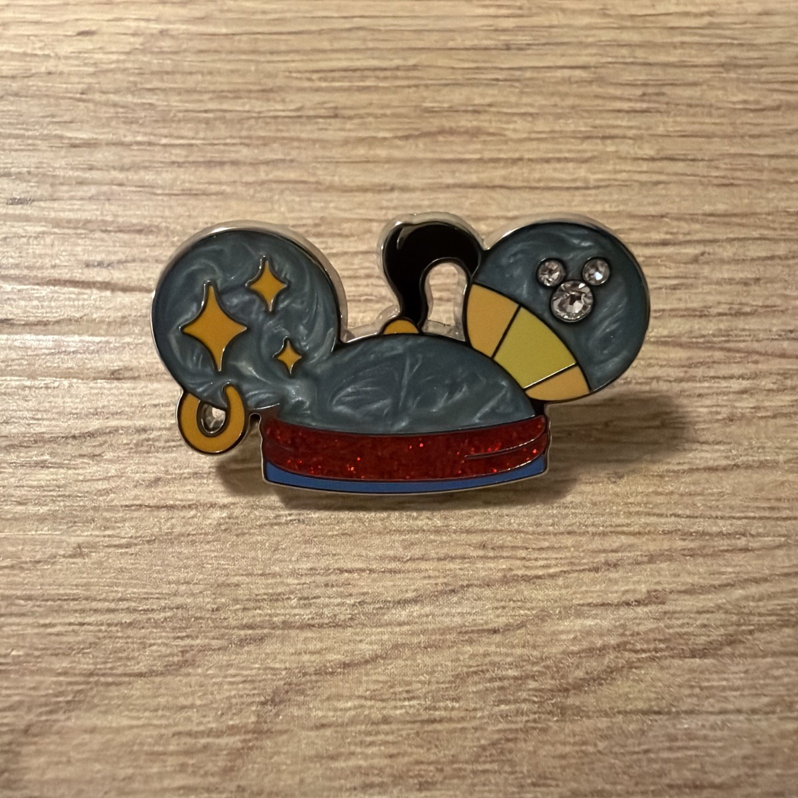 Disneyland Hidden Mickey Disney Wave B Genie Super Chaser Ear Hat Pin 2025 DLR