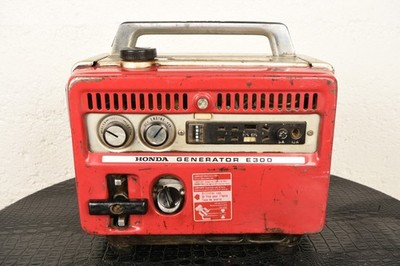 HONDA GENERATOR E300 発電機 本体 始動確認済み Honda E300 Portable Camping Gas Generator 1960s Vintage for Parts
