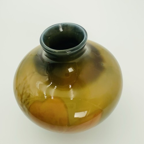 Wade Squat Vase Made in Ireland Green Yellow Glaze Floral Vintage Pottery - Imagen 6 de 24
