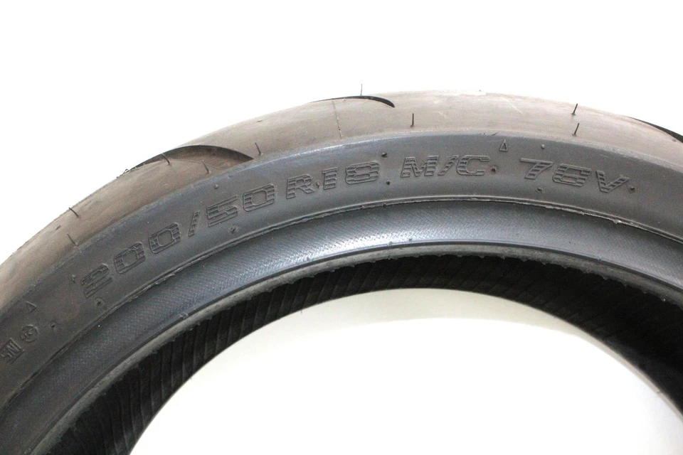 Neumático trasero 11-17 YAMAHA V-STAR XVS1300 STRYKER Shinko 200/50R18 Foto 2 de 4