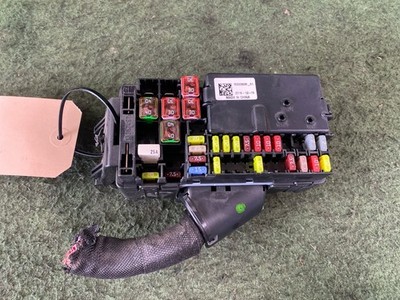 79068 fuse box Opel Astra K Sports Tourer (B16) 15533696