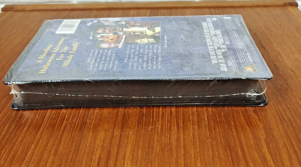 HTF Sealed WHEN GOOD GHOULS GO BAD R.L. Stine  Youth Horror VHS Clamshell Tape - Image 4 of 4