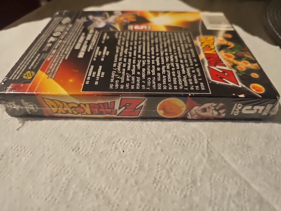 Dragon Ball Z La Serie 5 dvds Region 1 - Image 3 of 3