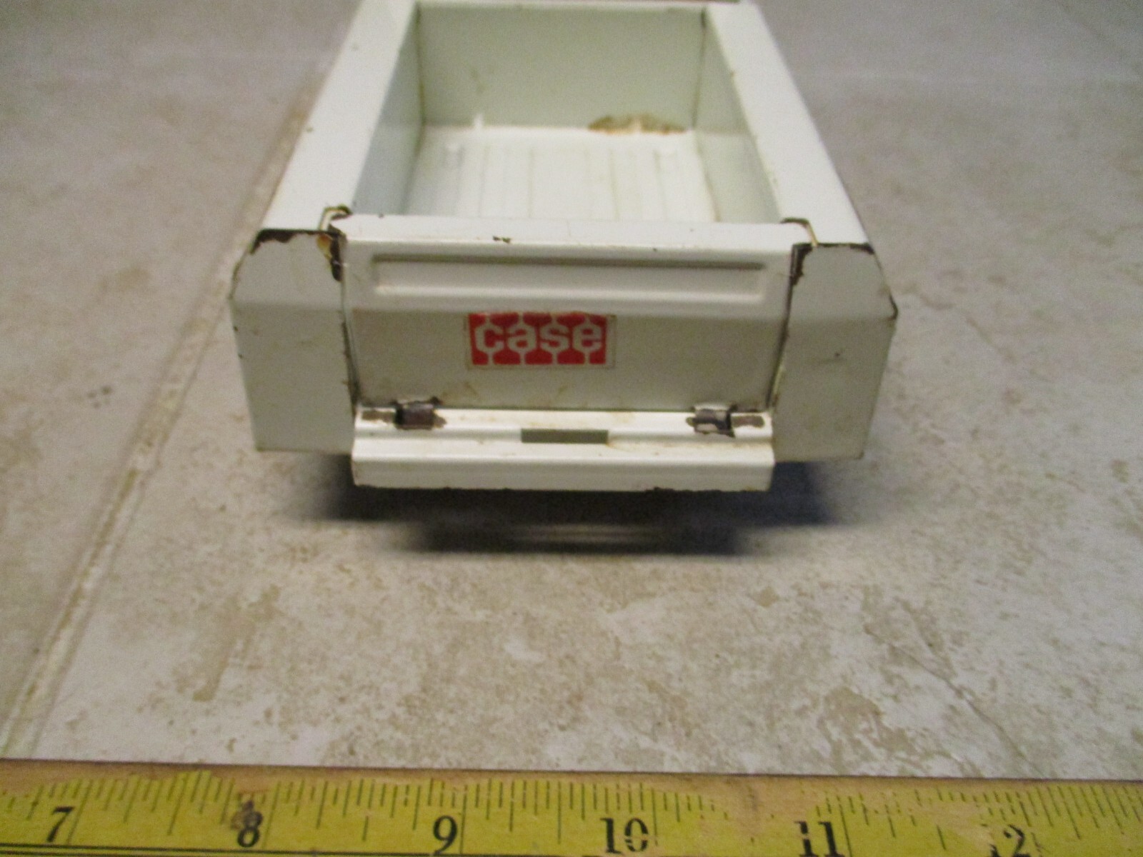 Picture 5 of 6